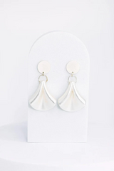 Metallic Fan Drop Earrings – Stylish Gold Earrings