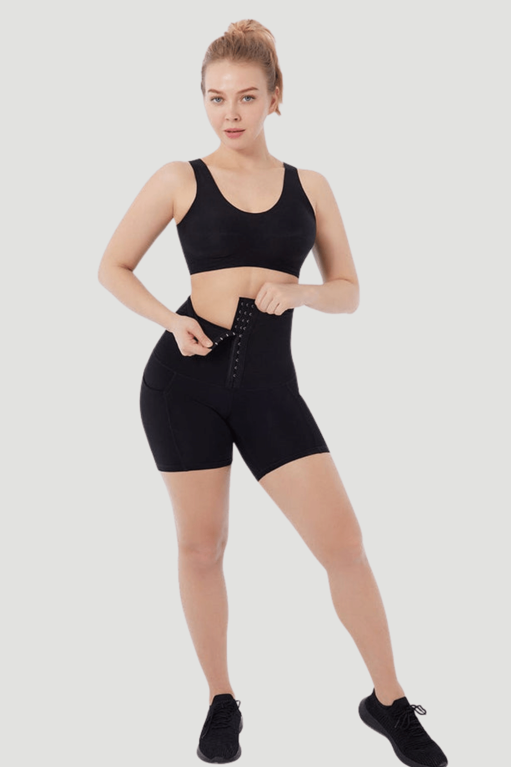 Mid-Thigh Length Sports Shaping Body Pants with Pocket Design on Both Sides